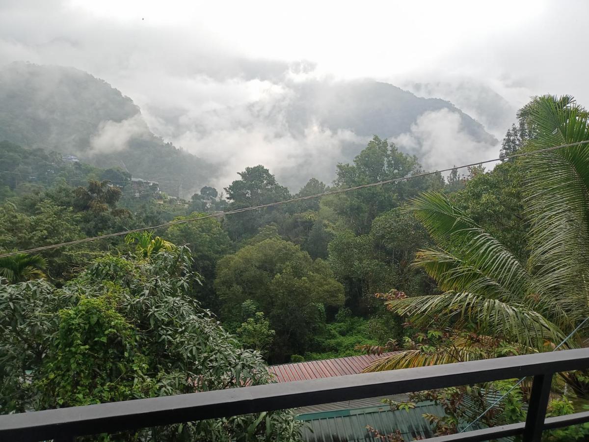 La Casa De Alexa Homestay Idukki Ngoại thất bức ảnh